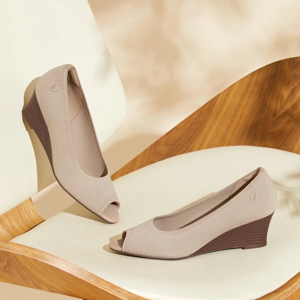 Vivaia Tamia Peep Toe Wedge in Almond Beige Cream size 40.5 / 9.5 US